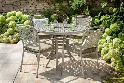 Hartman Berkeley 4 Seat Round Dining Set Maize
