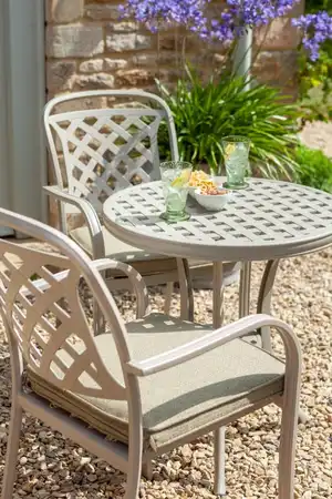 Hartman Berkeley Round Bistro Set - image 2